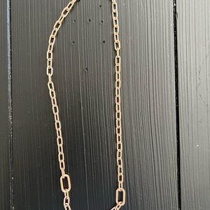Pandora ME Small-Link Chain Necklace
14k rose gold plating